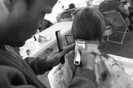 17-EU05 17 Coiffeur Martin Savoie